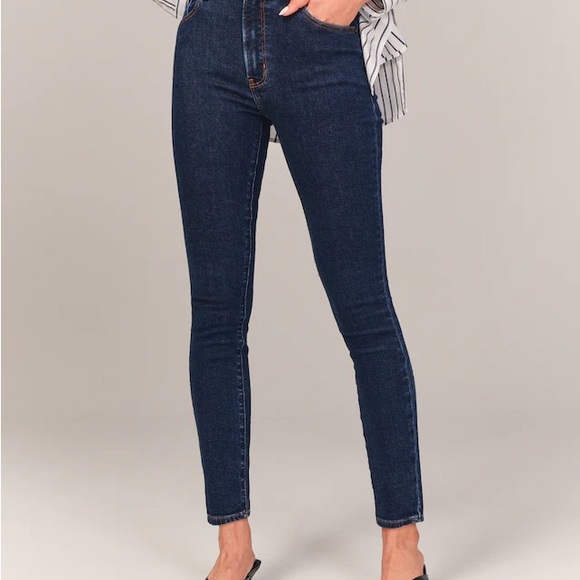 Abercrombie & Fitch High Rise The Super Jinny Ankle Size 29 - 8R in Super Dark - Picture 4 of 6